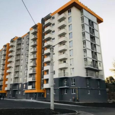 Апартаменты Дворец Спорта Новострой Маршал Jarkov Exterior foto